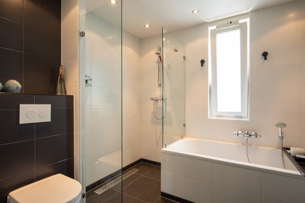 Medium property photo - Anna van Hensbeeksingel 377, 2803 LW Gouda